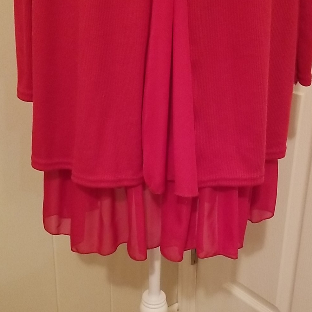 SOLD!!!Red Dress. Size Small. - Picture 4 of 5